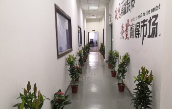 如何選擇一家專業(yè)的模具生產(chǎn)廠家？